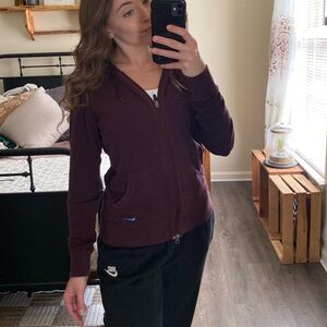 Nike Vintage Sports Hoodie Dri-fit Burgundy with Embroidered Swoosh — Women’s L
